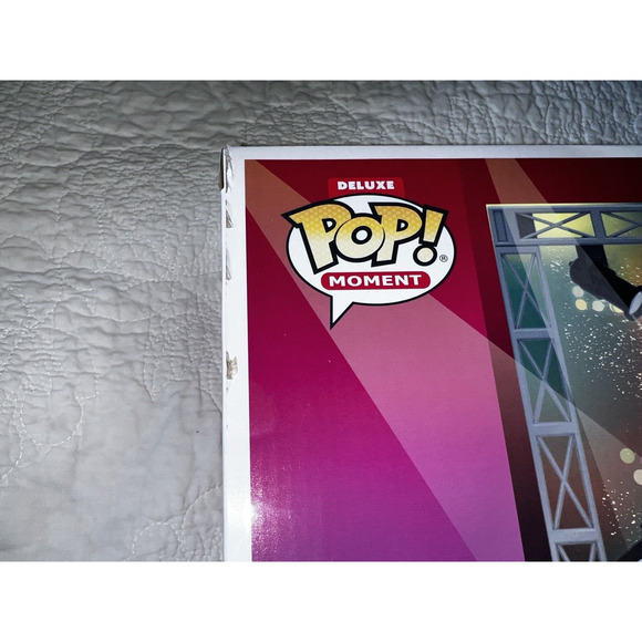 Funko Pop Moment Deluxe Kiss Alive II Tour in 1978 Vinyl Figures Walmart READ - Picture 6 of 8